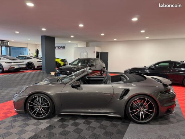 Porsche 911 type 992 Turbo S Cabriolet 3.8 650 CH