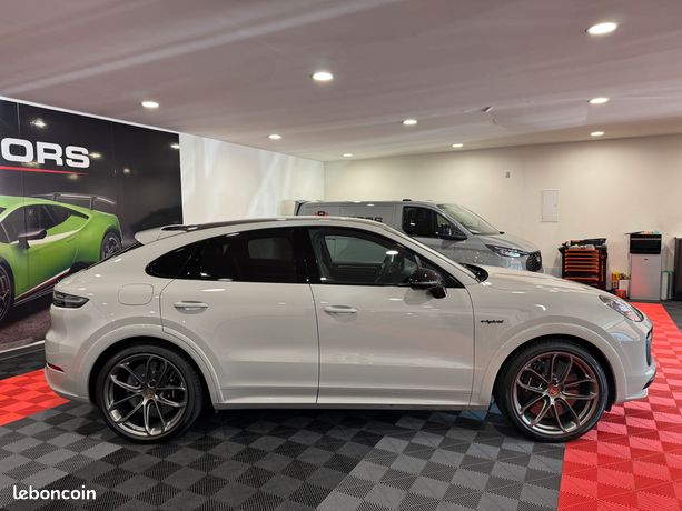 Porsche Cayenne Coupé Turbo S E-Hybrid V8 680ch Pack Turbo GT
