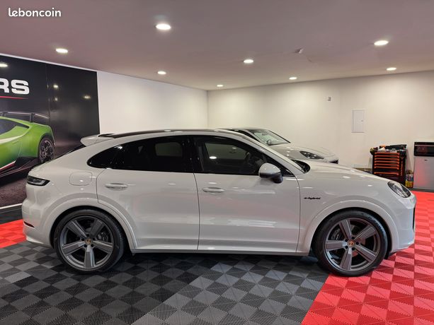 Porsche Cayenne Coupé E-Hybrid 3.0 V6 470ch Pack Sport Design