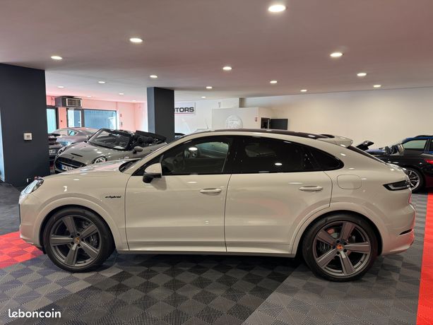 Porsche Cayenne Coupé E-Hybrid 3.0 V6 470ch Pack Sport Design