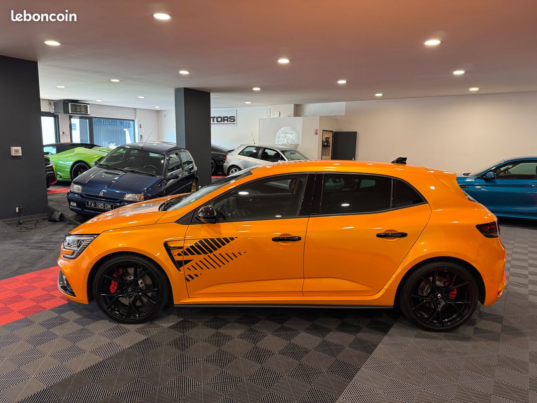 RENAULT MEGANE R.S. ULTIME 1.8 TCE 300ch EDC 4Control 2 PLACES DERIV VP PRIX HT