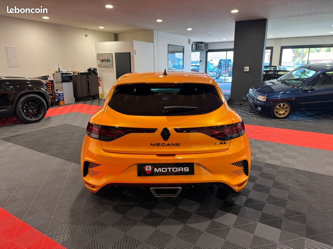 RENAULT MEGANE R.S. ULTIME 1.8 TCE 300ch EDC 4Control 2 PLACES DERIV VP PRIX HT