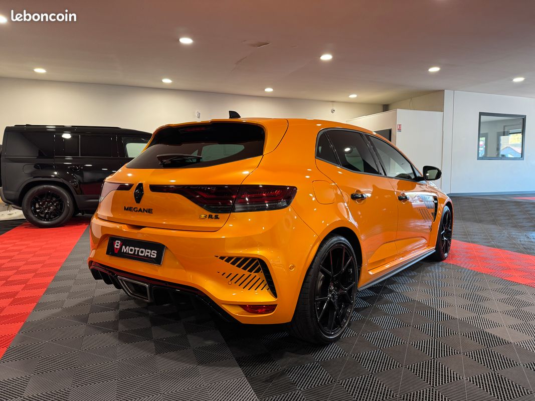 RENAULT MEGANE R.S. ULTIME 1.8 TCE 300ch EDC 4Control 2 PLACES DERIV VP PRIX HT